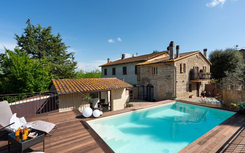 Villa Gori: Piscine, Composite, Recours, Mobilier De Jardin, Thermes, Biens, Eco Hôtel, Villa, Pot De Fleur, Chaise