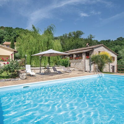 Casa Rosmarino, Ac, Wifi, Narni: Piscine, Recours, Mobilier De Jardin, Eco Hôtel, Thermes, Caractéristique De L'Eau, Arrière-Cour, Ville Resort, Villa, Hacienda