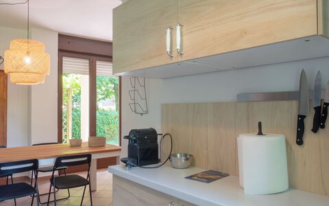 Casa Carla: Meubles, Comptoir, Design Intérieur, Cuisine, Bois, Sol, Cabinetry, Appareil De Cuisine, Sol, Éclairage