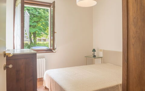 Casa Carla: Design Intérieur, Mur, Chambre, Bois, Sol, Lit, Sol, Plafond, Pièce, Drap De Lit