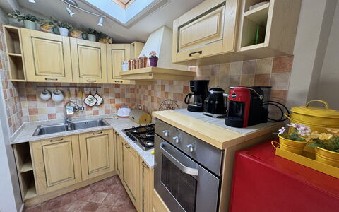 Anna: Appareil De Cuisine, Cuisine, Comptoir, Principaux Appliance, Cuisinière, Cabinetry, Bois, Sol, Meubles, Design Intérieur