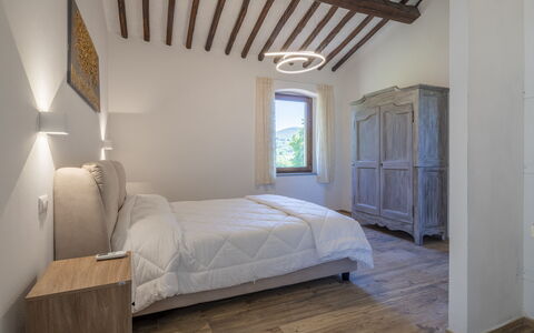 Villetta Cafaggio, Ac, Wifi, Panzano In Chianti: Lit, Chambre, Design Intérieur, Meubles, Mur, Literie, Drap De Lit, Sol, Bois, Plafond