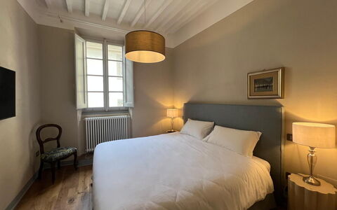 Via Roma 39: Lit, Chambre, Literie, Drap De Lit, Bois, Design Intérieur, Meubles, Sol, Sol, Plafond