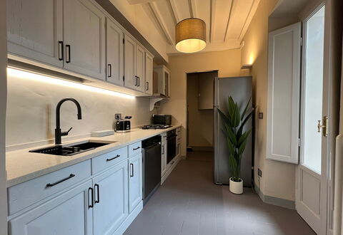 Via Roma 39: Cuisine, Comptoir, Appareil De Cuisine, Cabinetry, Design Intérieur, Principaux Appliance, Meubles, Sol, Bois, Cuisinière