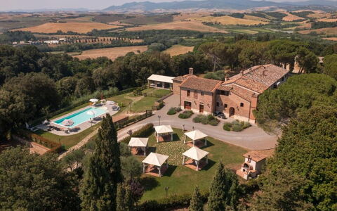 Tenuta i Mandorli, Pool, Wifi, Peccioli: Biens, Manoir, Villa, Hacienda, Piscine, Recours, Ferme, Aliments, Hôtel, Cour