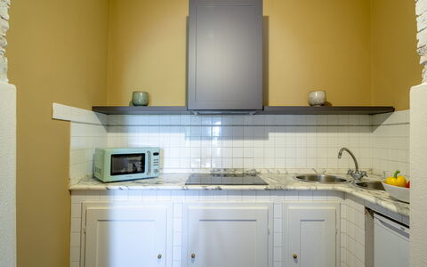 Passignano: Cuisine, Comptoir, Appareil De Cuisine, Design Intérieur, Principaux Appliance, Sol, Cabinetry, Meubles, Sol, Plafond