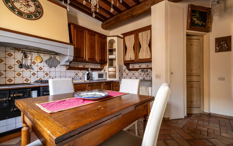 Portanuova Home, Colle Val D'elsa: Meubles, Design Intérieur, Sol, Sol, Bois, Cabinetry, Plafond, Cuisine, Pièce, Comptoir