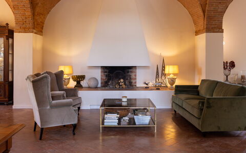 Villa Leone Reale: Meubles, Design Intérieur, Mur, Sol, Canapé, Sol, Salon, Plafond, Éclairage, Pièce