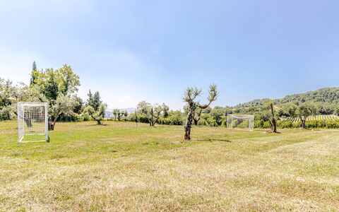 Villa Anna: Arbre, Herbe, Prairie, Lot Terre, Plaine, Prairie, Printemps, Pelouse, Pâturage