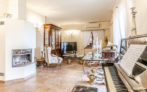 Villa Anna: Design Intérieur, Meubles, Sol, Sol, Plafond, Éclairage, Pièce, Salon, Canapé, Chaise