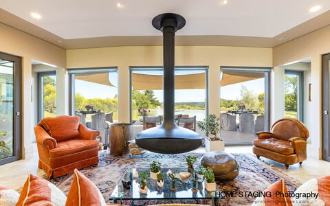 Villa Airone Tegoni, Pool, Radicondoli: Meubles, Design Intérieur, Plafond, Éclairage, Sol, Sol, Salon, Domicile, Chaise, Canapé