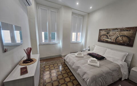 Il Cervo In Città: Sol, Sol, Bois, Design Intérieur, Appartement, Pièce, Chambre, Plafond, Lit, Tache De Bois