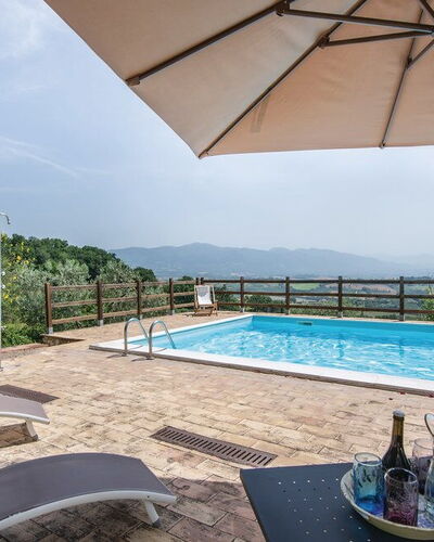Casa Salvia, Ac, Wifi, Narni: Piscine, Recours, Mobilier De Jardin, Eco Hôtel, Chaise, Hôtel, Villa, Ville Resort