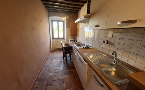 Appartamento Del Mercato: Sol, Bois, Sol, Comptoir, Cuisine, Appareil De Cuisine, Plafond, Pièce, Principaux Appliance, Evier