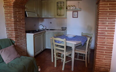 Arco Piccolo: Meubles, Design Intérieur, Sol, Bois, Appareil De Cuisine, Cuisine, Sol, Principaux Appliance, Pièce, Plafond