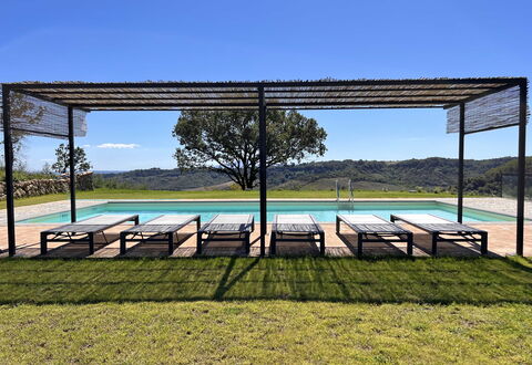 Villa Sassinoro: Piscine, Ombre, Structure En Plein Air, Aménagement Paysager, Pergola, Recours, Pavillon, Eco Hôtel, Mobilier De Jardin