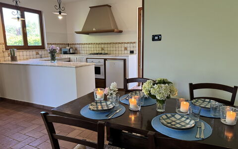 Dependance Egle: Meubles, Design Intérieur, Sol, Bois, Table Cuisine Et Salle A Manger, Luminaire, Plafond, Chaise, Salle À Manger, Table