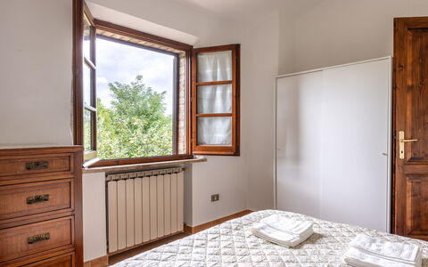 Oliveto Del Cantarello: Chambre, Design Intérieur, Lit, Bois, Drap De Lit, Literie, Sol, Sol, Pièce, Plafond