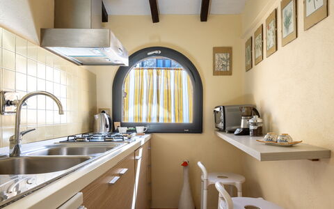 Maria Gabriella Holiday Home In Monticchiello: Design Intérieur, Cuisine, Comptoir, Appareil De Cuisine, Principaux Appliance, Domicile, Sol, Pièce, Plafond, Électroménager