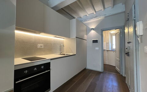 Guelfa 60: Sol, Cuisine, Design Intérieur, Plafond, Sol, Comptoir, Principaux Appliance, Appareil De Cuisine, Éclairage, Pièce