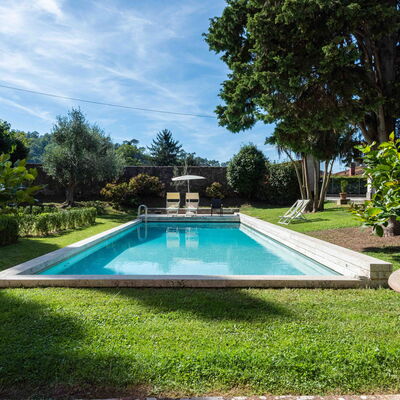 Villa Tambellini De Fondra: Piscine, Arbuste, Jardin, Recours, Caractéristique De L'Eau, Ombre, Aménagement Paysager, Arrière-Cour, Eco Hôtel, Hacienda