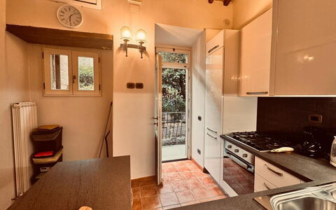 Casa Castelli: Cuisine, Appareil De Cuisine, Principaux Appliance, Comptoir, Sol, Design Intérieur, Bois, Sol, Plafond, Électroménager