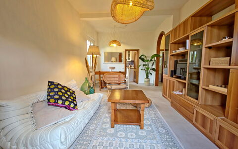 Villetta Tonfano: Meubles, Design Intérieur, Sol, Sol, Bois, Plafond, Canapé, Salon, Pièce, Domicile