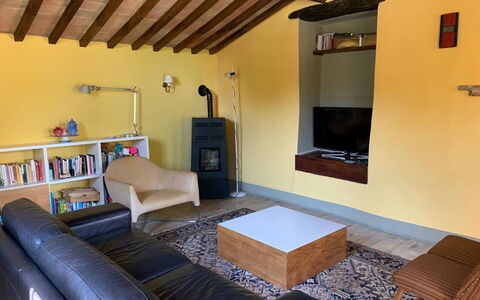 Villa Vindelbono: Meubles, Design Intérieur, Sol, Mur, Sol, Bois, Plafond, Pièce, Canapé, Salon