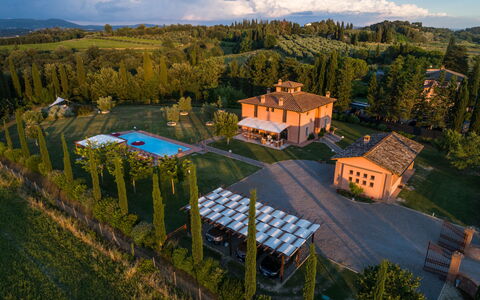 Villa Peccioli: Biens, Piscine, Eco Hôtel, Recours, Villa, Manoir, Hacienda