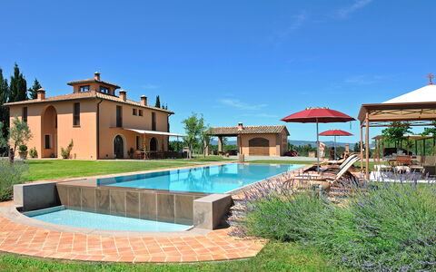 Villa Peccioli: Piscine, Biens, Hacienda, Ferme, Villa, Recours, Jardin, Aménagement Paysager, Cour, Eco Hôtel