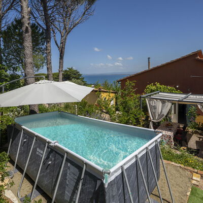 La Torre sul Ponte, Seaview, Garden: Piscine, Composite, Ombre, Loisir, Recours, Eco Hôtel, Mobilier De Jardin, Arrière-Cour, Plante D'Appartement