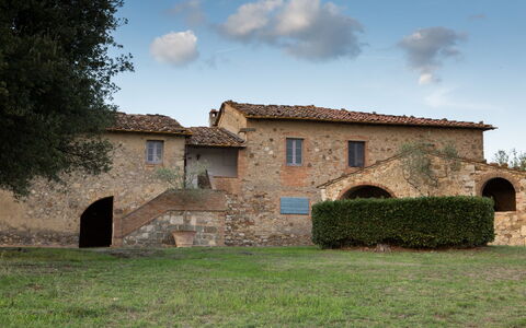 Podere Sangiovese, Pool and View in Chianti: Cambre, Ferme, Biens, Village, Hacienda, Villa