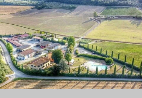 Tenuta Borgo al Sole: Zone Résidentielle, Maison, Établissements Humains, Domicile, Banlieue, Vue Du Ciel, Biens, Photographie Aérienne, Aménagement Paysager, Village