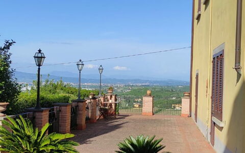 Villa Luce San Miniato: Pot De Fleur, Plante D'Appartement