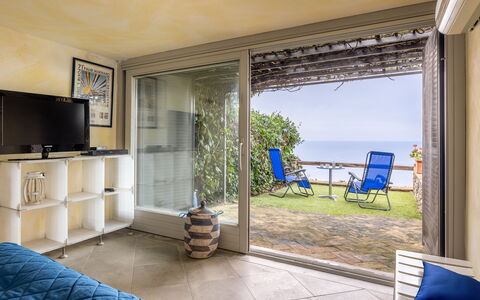 Stella Marina Apartment with Pool, Porto Santo Ste: Meubles, Mer, Chaise, Océan, Recours, Ombre, Eco Hôtel, Balcon, Hôtel, Plante D'Appartement