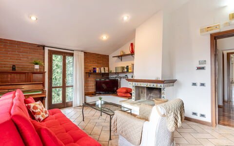 Casa Miramonti: Meubles, Design Intérieur, Sol, Sol, Bois, Canapé, Salon, Pièce, Plafond, Domicile