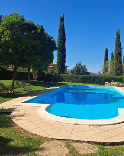 Podere Peteglia: Piscine, Bleu, Recours, Jardin, Biens, Eco Hôtel, Aménagement Paysager, Ombre, Hacienda, Thermes