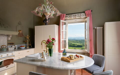 Villa Elisa: Meubles, Design Intérieur, Table, Sol, Éclairage, Vaisselle, Domicile, Chaise, Pièce, Cuisine