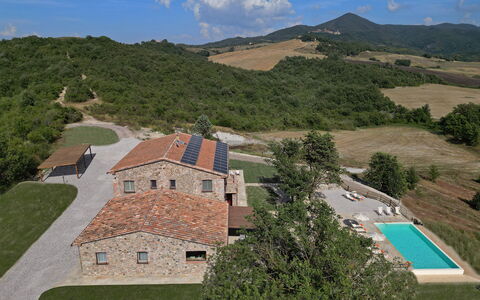 Villa Il Noccioleto: Maison, Biens, Domicile, Chalet, Toit, Ferme, Piscine, Villa, Village, Hacienda