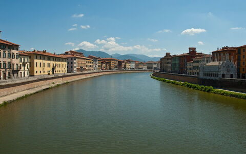 La Casa degli Artisti, Jacuzzi, Marliana: L'Eau, Ressources En Eau, Plan D'Eau, Voie Navigable, Cours D'Eau, Canal, Ville, Canal, Banque, Nuage