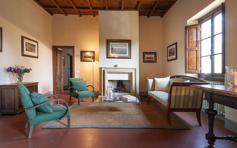 Martini: Meubles, Design Intérieur, Sol, Sol, Bois, Chaise, Pièce, Plafond, Salon, Cadre