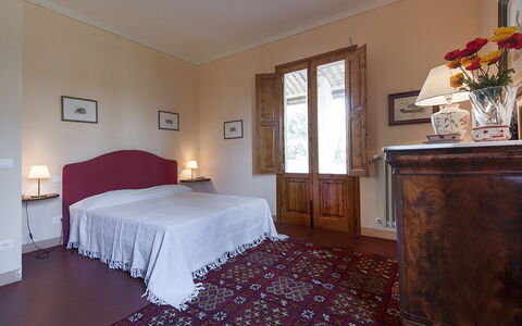 Martini: Design Intérieur, Meubles, Mur, Sol, Lit, Sol, Pièce, Chambre, Plafond, Drap De Lit