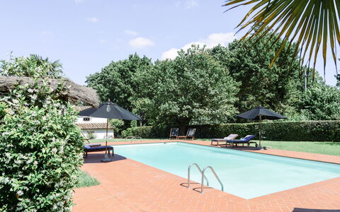 Fattoria: Piscine, Recours, Ombre, Eco Hôtel, Hacienda, Biens, Mobilier De Jardin, Jardin, Aménagement Paysager, Villa