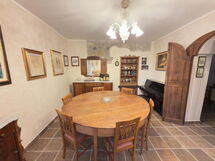 Villa Montepulciano Vineyard and Pool Retreat