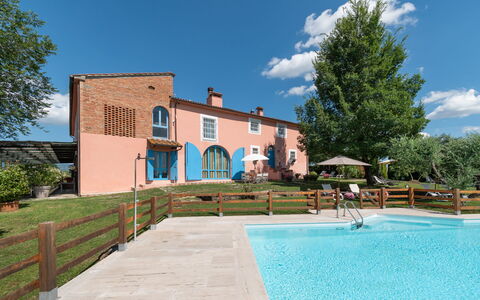 Agriturismo le Due Querce: Biens, Mobilier De Jardin, Hacienda, Villa, Ferme, Cour, Ombre, Arrière-Cour, Aménagement Paysager, Piscine