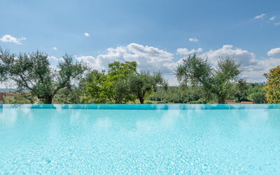 Agriturismo le Due Querce: Bleu, Piscine, Composite, Recours, Caractéristique De L'Eau, Réflexion, Mobilier De Jardin, Eco Hôtel, Hôtel, Tuile