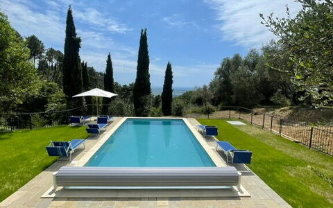 Villa Il Torrazzo, Vista Mare, Massarosa: Bleu, Piscine, Composite, Mobilier De Jardin, Loisir, Ombre, Jardin, Aménagement Paysager, Biens, Recours