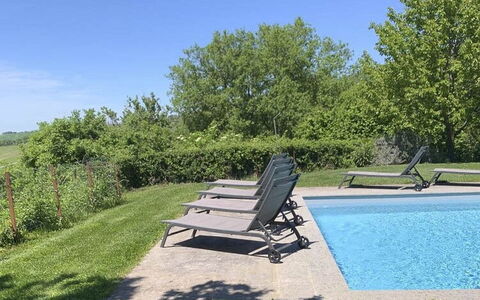 Podere i Prati: Mobilier De Jardin, Arbuste, Meubles, Jardin, Piscine, Ombre, Pelouse, Balancelle, Aménagement Paysager