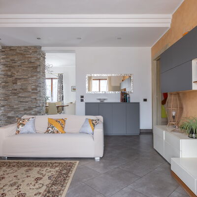 Casa Lory, Monteriggioni, Siena: Meubles, Design Intérieur, Sol, Canapé, Mur, Sol, Salon, Bois, Pièce, Plafond