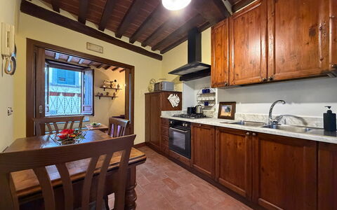 Terrazzino Margherita: Comptoir, Cuisine, Meubles, Bois, Design Intérieur, Cabinetry, Sol, Plafond, Principaux Appliance, Appareil De Cuisine